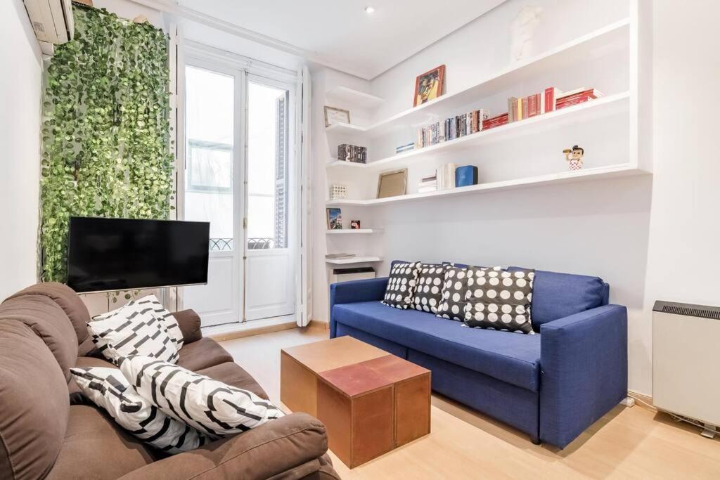 Apartamento Proximo A Gran Via Madrid Apartment Luaran gambar